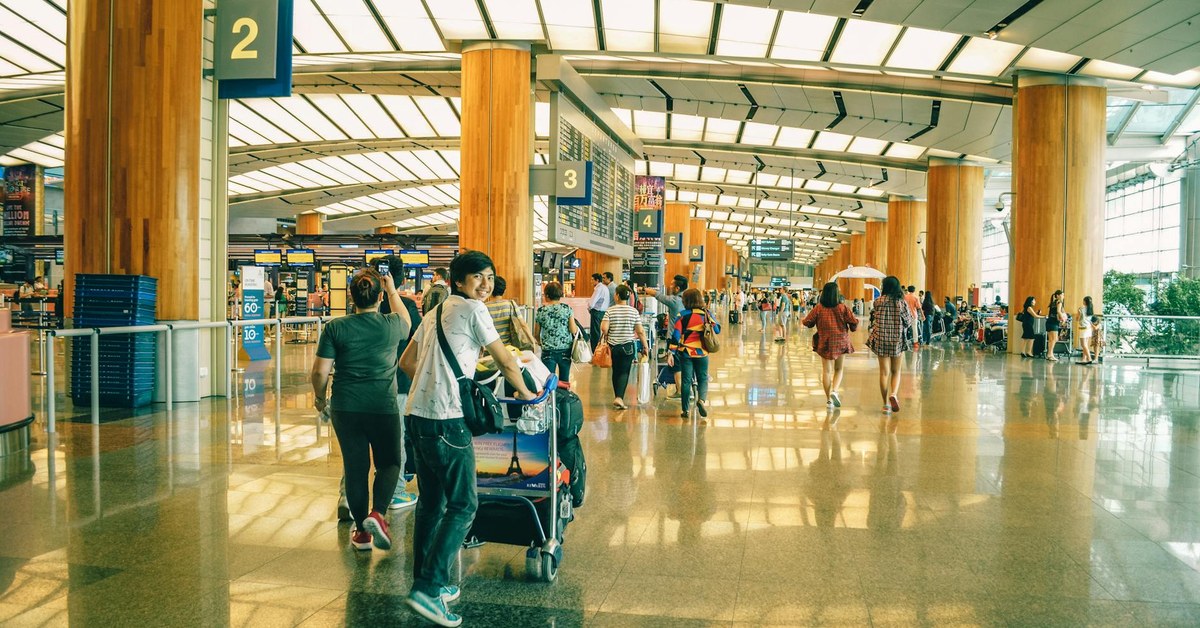 Airport and Air Travel Safety โ Everything Young Adults Need to Know