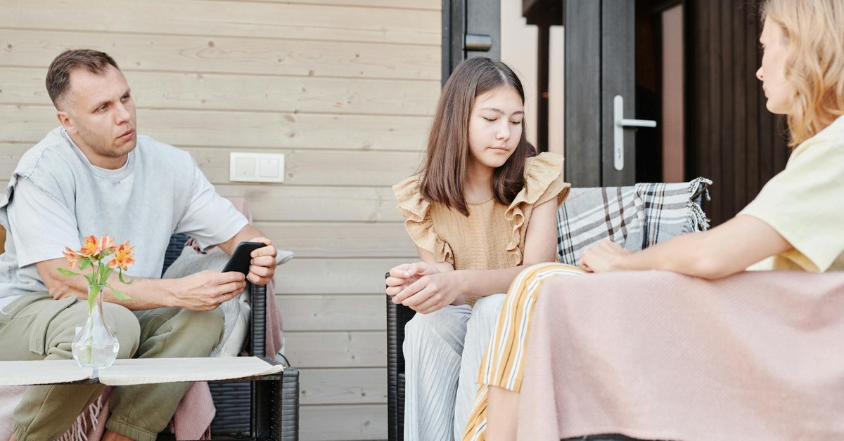 Alcohol and Teenagers — A Parent's Guide to Having the Conversation