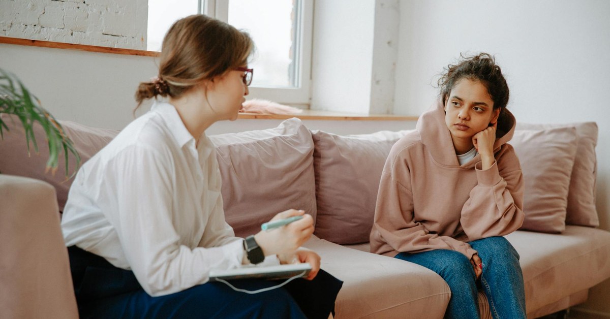 Anxiety in Teenagers — Understanding the Causes, Recognising the Signs, and Finding Effective Help