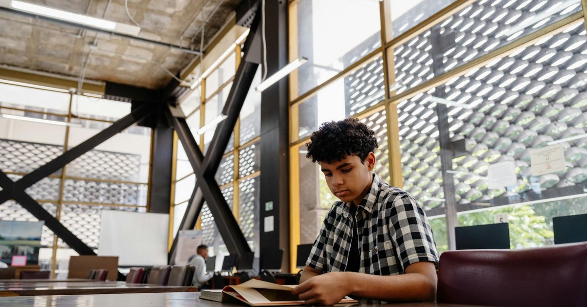 Beyond Fact-Checking — Teaching K-12 Students to Critically Evaluate Online Sources for Digital Citizenship