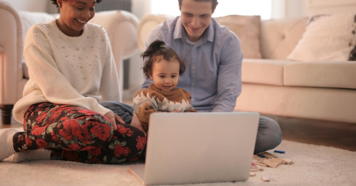 Beyond Limits โ Fostering Digital Literacy in Toddlers Through Intentional Screen Time Management