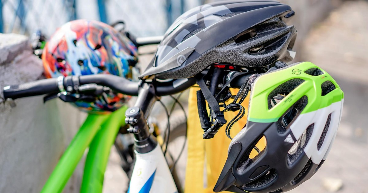 Cycling Safety Gear — Why Helmets and High-Visibility Clothing Save Lives