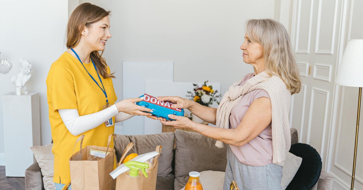 Charity Scams Targeting Older Adults — How to Donate Safely and Spot Fraudulent Appeals