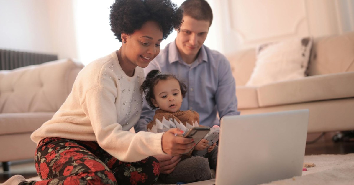 Cultivating Critical Thinking — Age-Appropriate Media Literacy for Kids Online