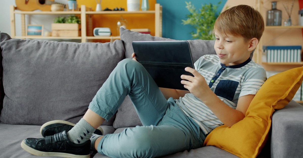 Cultivating Digital Independence — Empowering Children for Age-Appropriate Online Safety