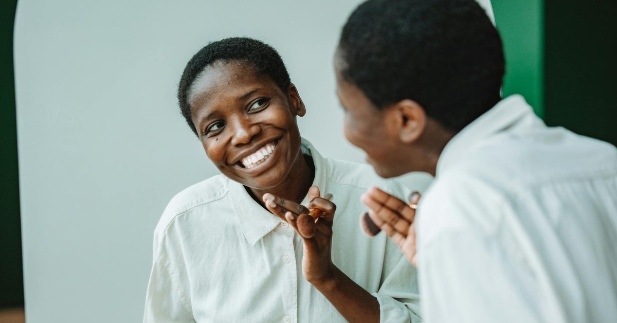 Daily Self-Esteem Boosters โ Simple Activities for Adults to Build Lasting Confidence