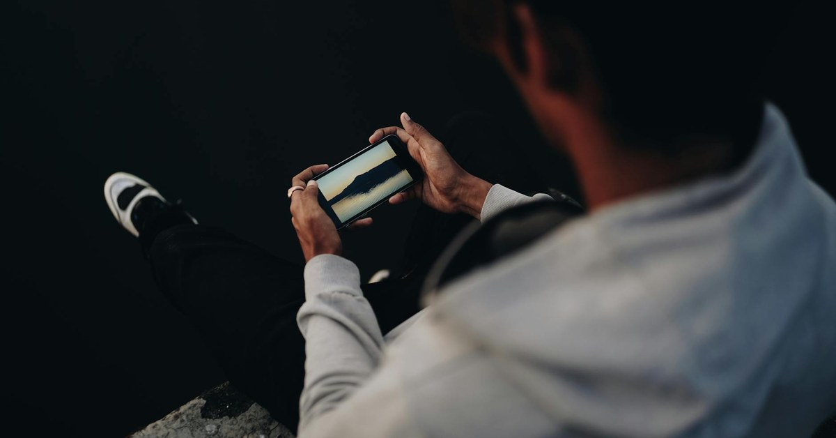Digital Detox — When and How to Take a Healthy Break from Technology