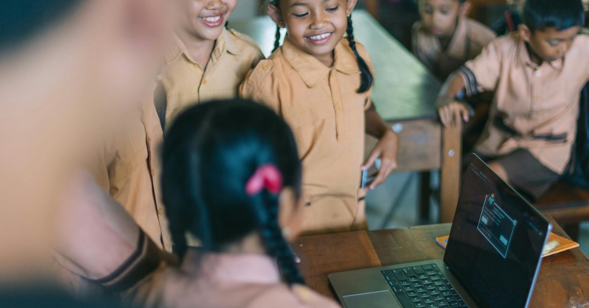 Digital Literacy for Children — Teaching Kids to Spot Fake News and Misinformation