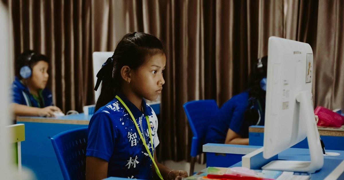 Digital Readiness — What Age Should Children Access What Online?