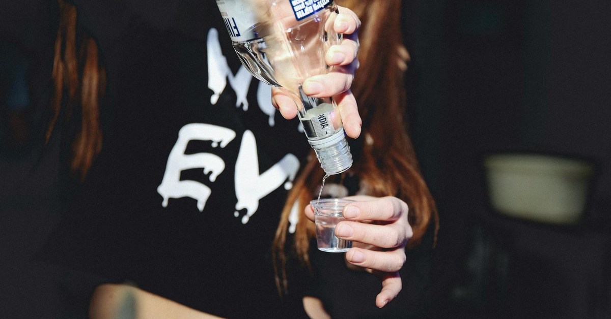 Drink Spiking โ What Every Young Adult Needs to Know