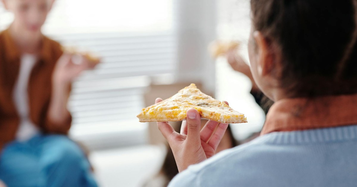 Eating Disorder Recognition in Teenagers โ A Complete Guide for Parents and Educators