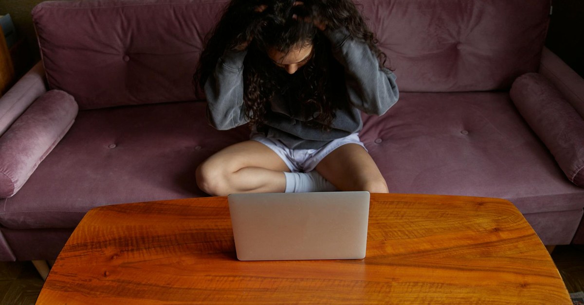 Eating Disorders and the Internet โ Finding Help and Avoiding Harmful Content
