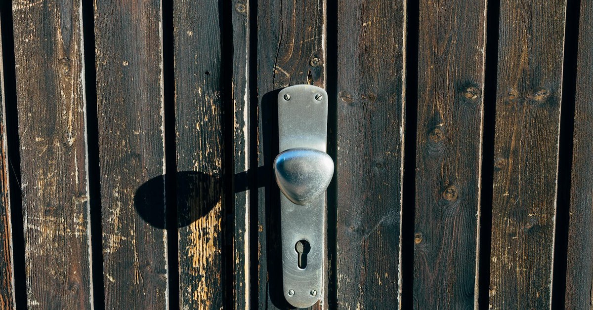Empowering Kids — Essential Home Security Drills & Protocols for Families When Children Are Home Alone