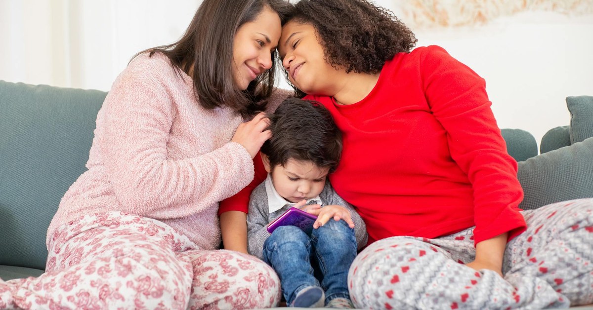 Empowering Kids โ Balancing Digital Privacy with Essential Safety in Messaging Apps