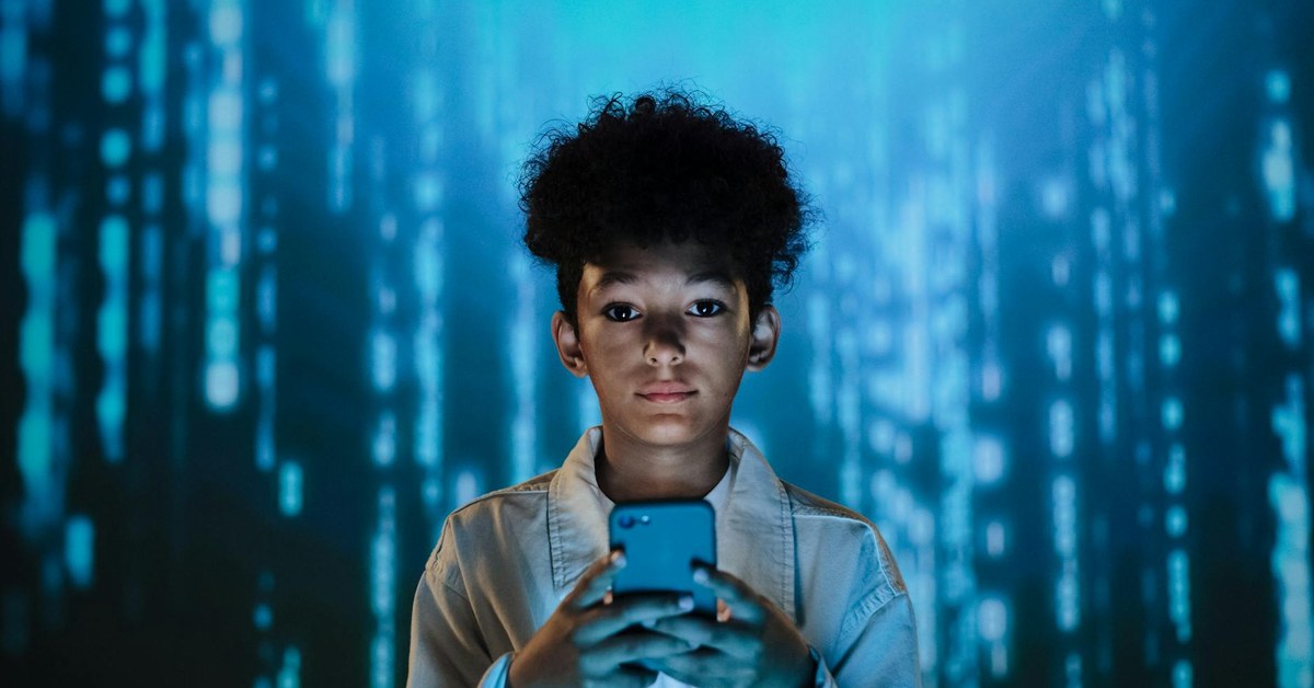 Empowering Pre-Teens — Cultivating Digital Literacy & Responsible Online Habits Through Safe Messaging Apps