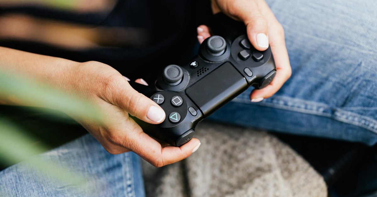 Essential Digital Footprint Education for High Schoolers Applying to College