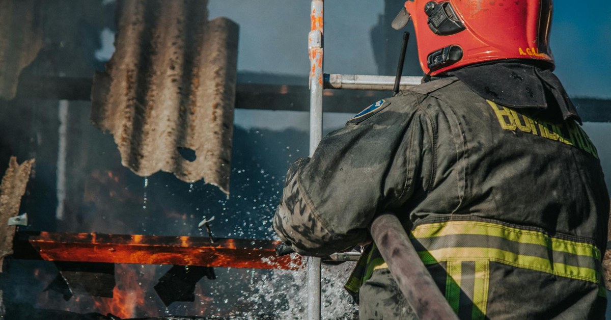 Emergency Fire Escape Planning for Homes with Attached Workshops or Garages โ Mitigating Unique Risks