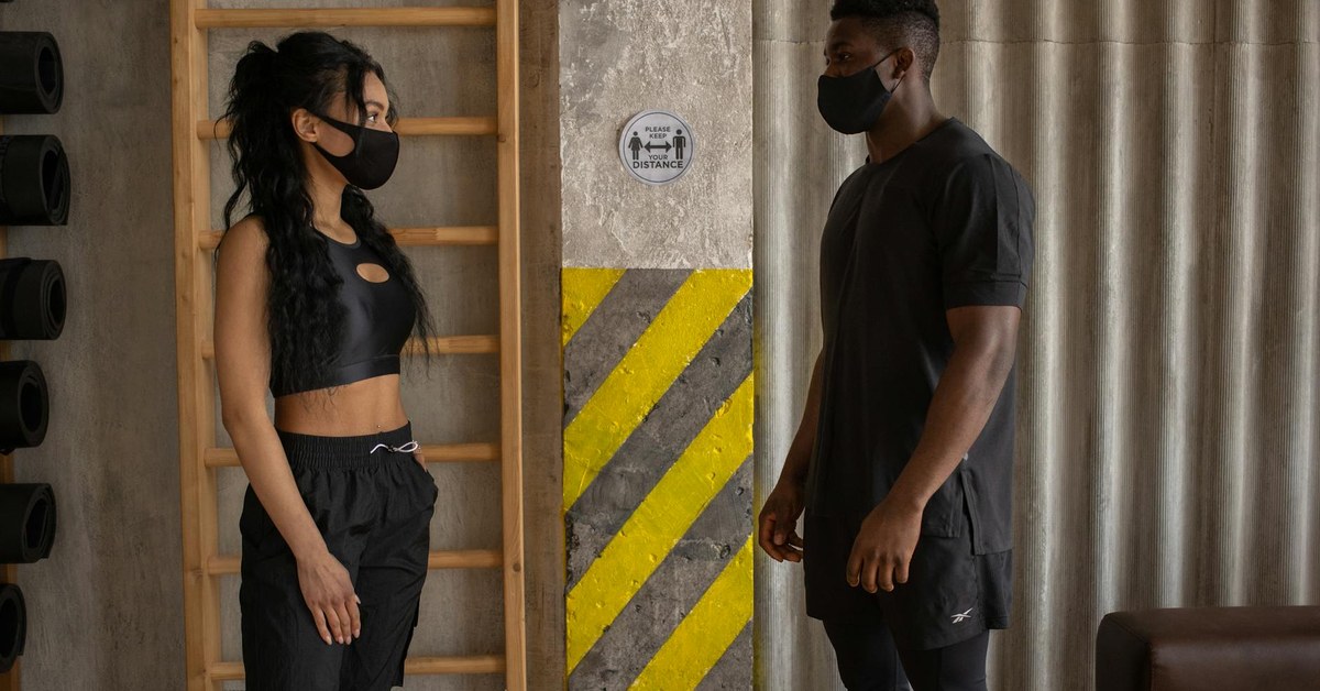 Gym and Fitness Safety for Young Adults โ Avoiding Injuries and Staying Safe