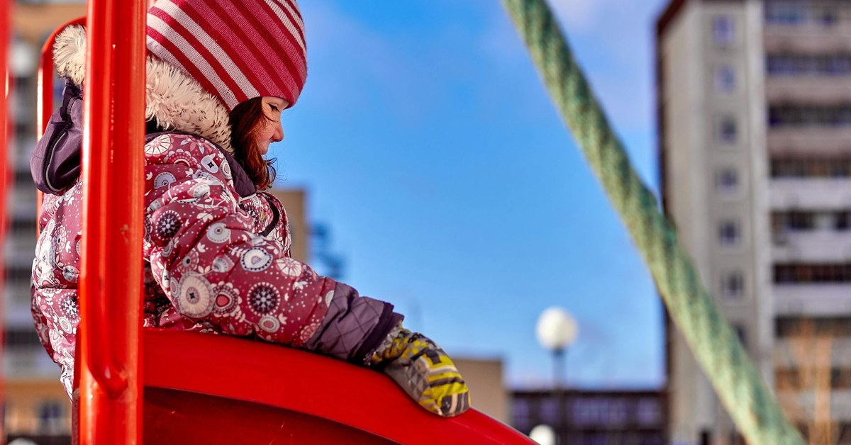 High-Rise Balcony Safety for Mobile Infants — Essential Strategies to Prevent Accidental Falls