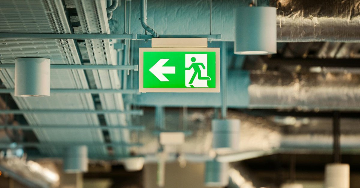 How to Build an Emergency Kit for Your Home — A Practical UK Guide