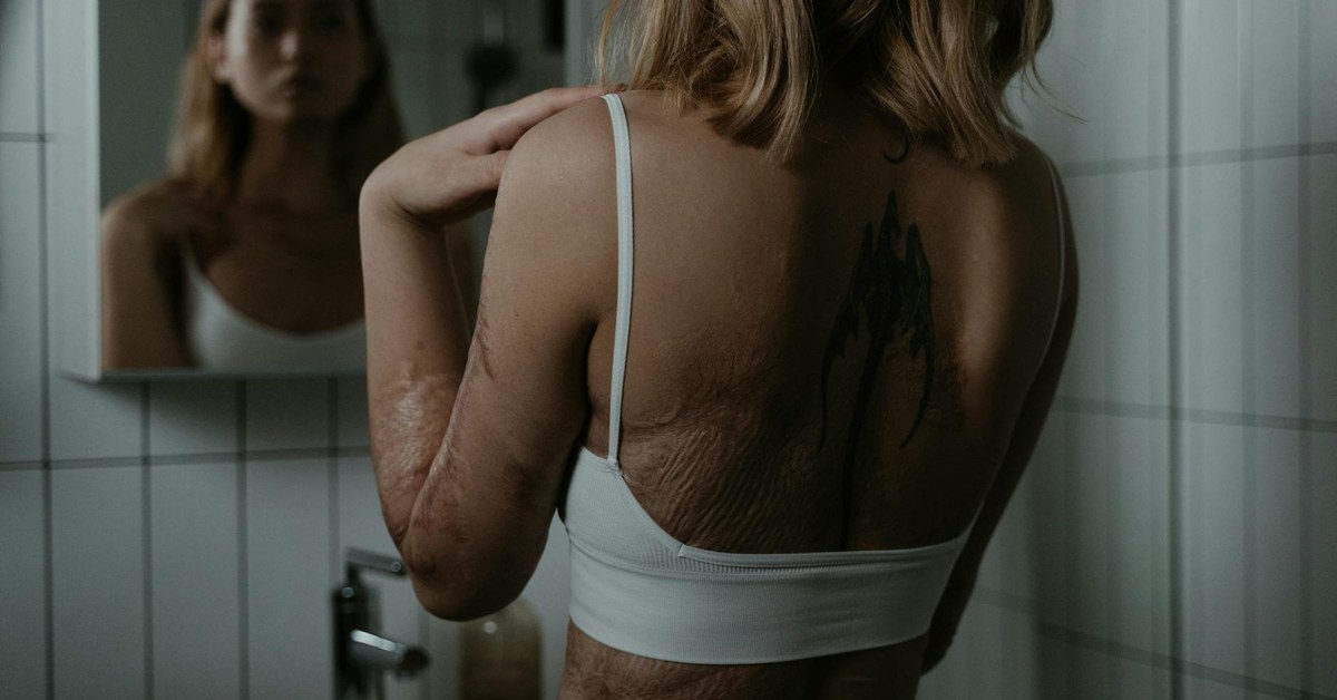 Instagram, Filters, and Body Image — How Social Media Shapes How Teenagers See Themselves