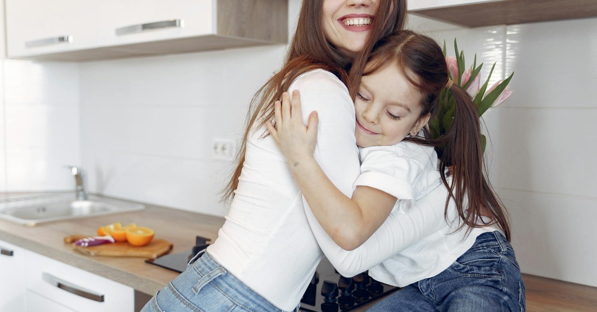 Teaching Kids Smart Home Security Habits Without Fear β A Family Guide