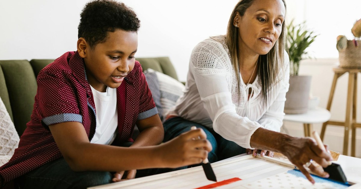 What If Your Child Gets Separated? A Parent's Essential Guide to Public Transport Emergency Preparedness