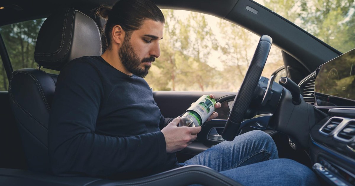 Mastering Distraction-Free Driving — Essential Habits & Strategies for Safer Roads