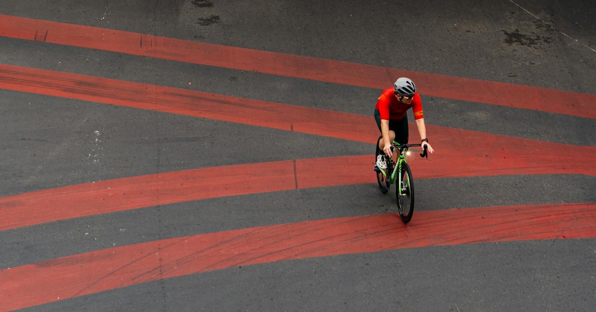 Mastering Urban Crossroads โ Teaching Children Advanced Hazard Perception for Pedestrian Safety