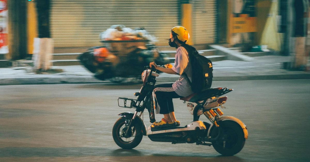 Moving to a New City โ Safety, Scams, and Settling In Safely as a Young Adult
