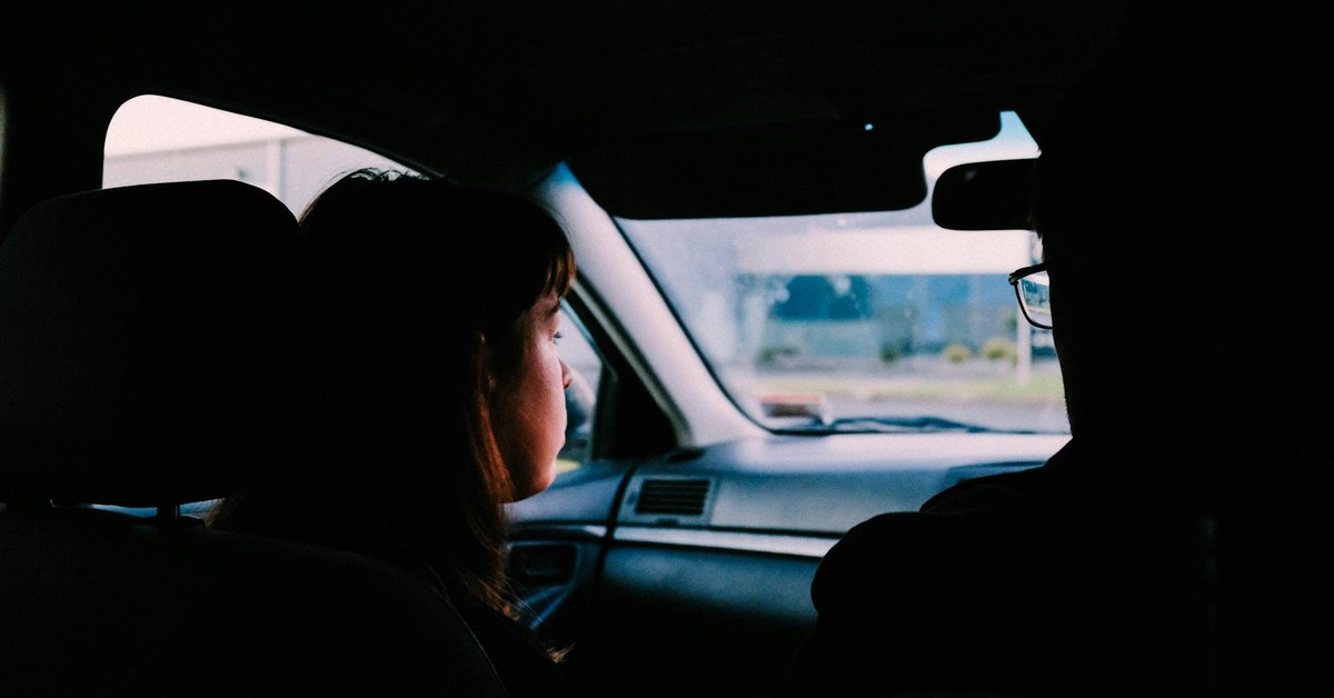 Navigating Peer Pressure โ Strategies to Boost Teen Seatbelt Use Through Positive Influence