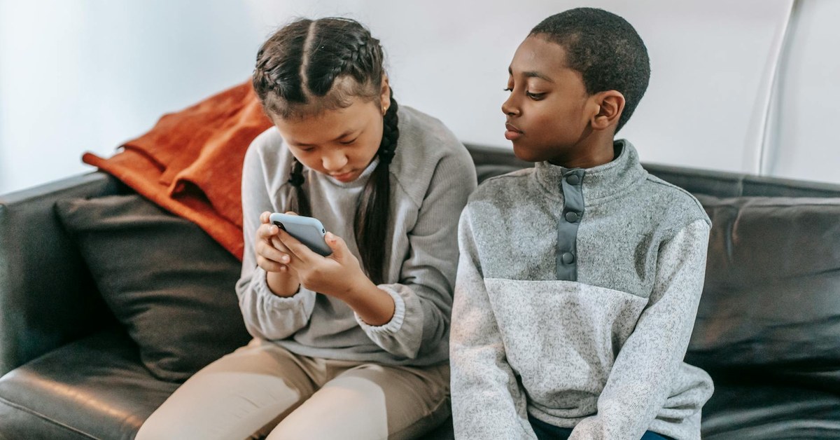 Empowering Neurodivergent Children — Tailored Screen Time Strategies for Digital Well-being