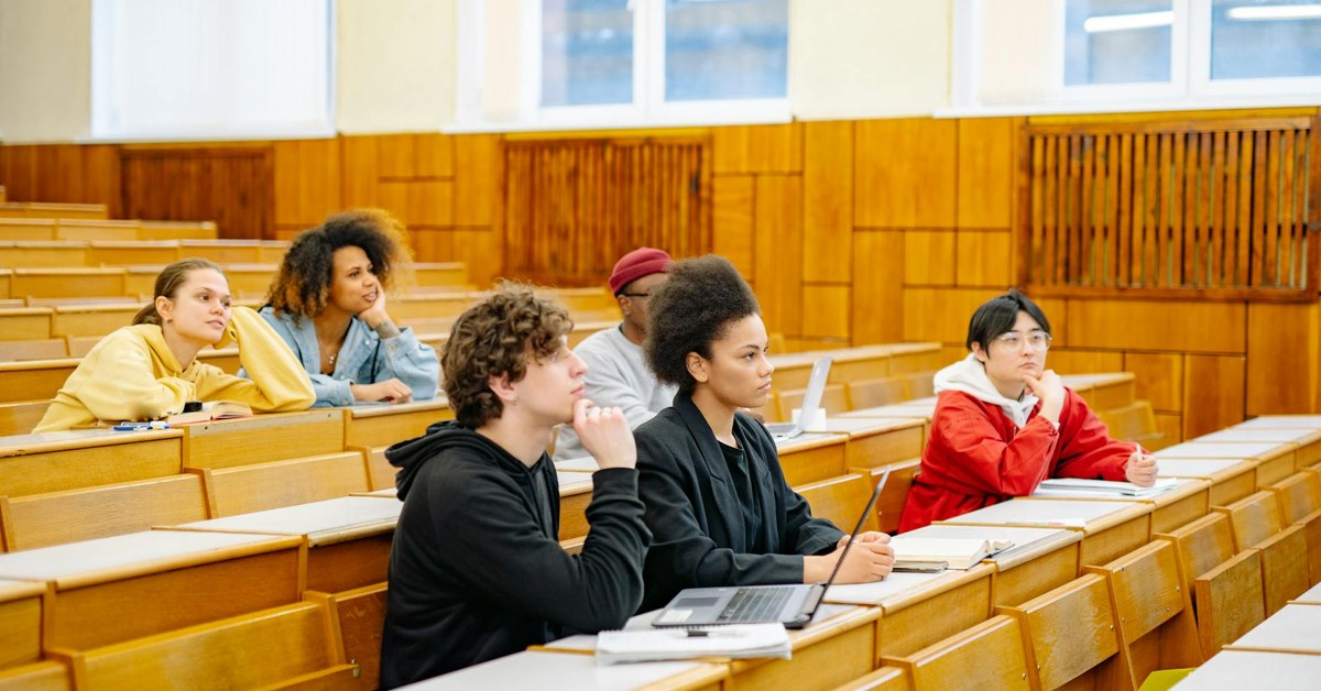 Neurodiversity at University โ Getting Support for ADHD, Autism, Dyslexia, and More