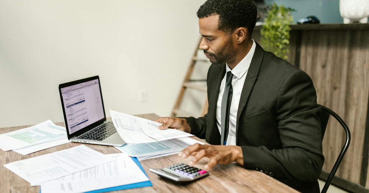 Smart Spending in Digital Worlds — A Parent's Guide to Online Gaming Financial Safety