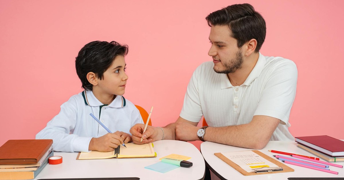 Tailored Online Gaming Safety Strategies for Neurodivergent Children — A Parent's Guide