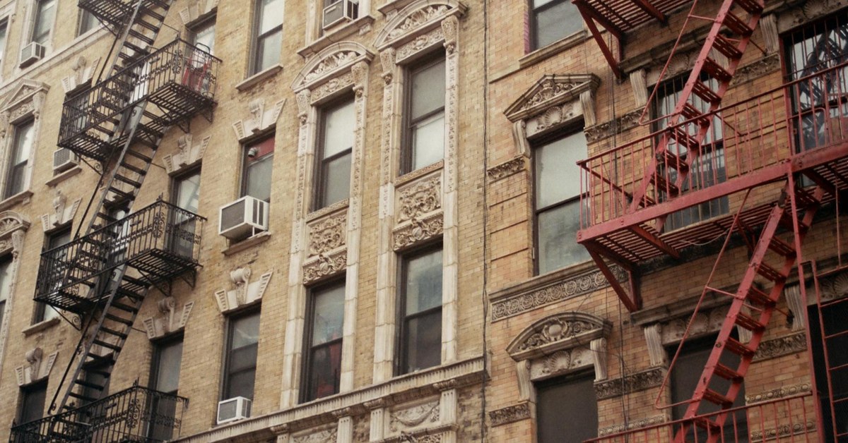 Optimizing Your Home Fire Escape Plan with Smart Technology — A Modern Guide