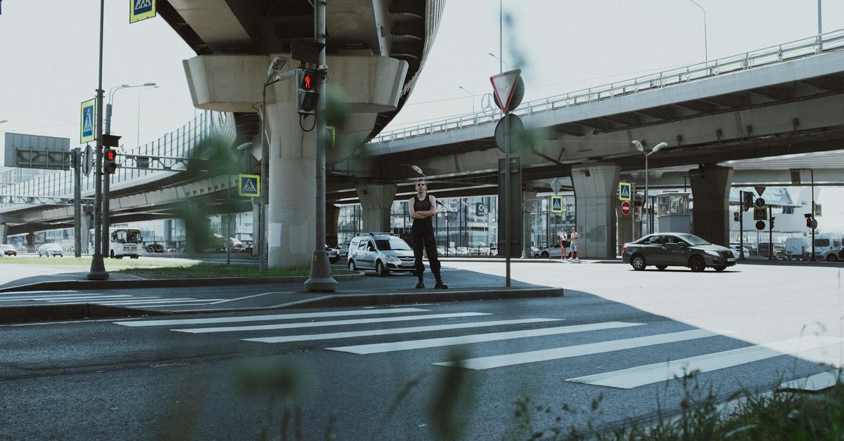 Parent's Playbook โ Safe Road Crossing Strategies for Multiple Children of Different Ages