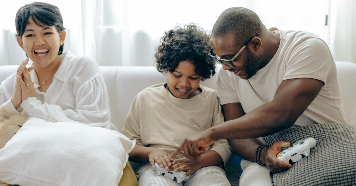 Beyond Basic Blocks — Setting Up Parental Controls That Foster Digital Responsibility in Pre-Teens