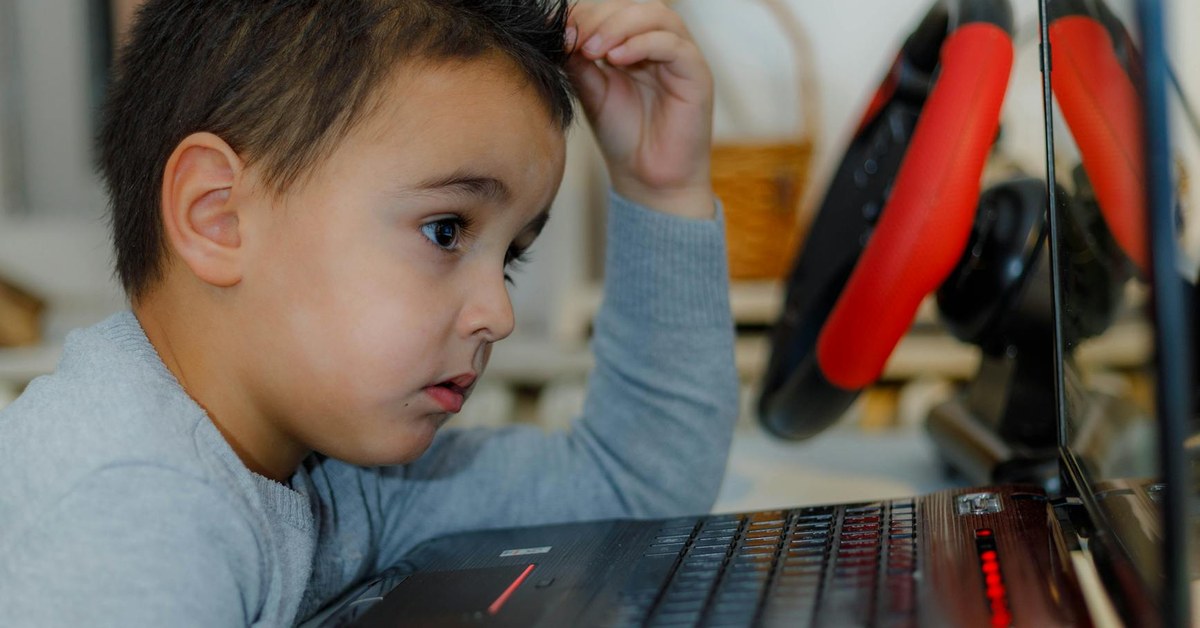 Balancing Act — Best Practices for Parents Monitoring Children's AI Chatbot Use Without Invading Privacy
