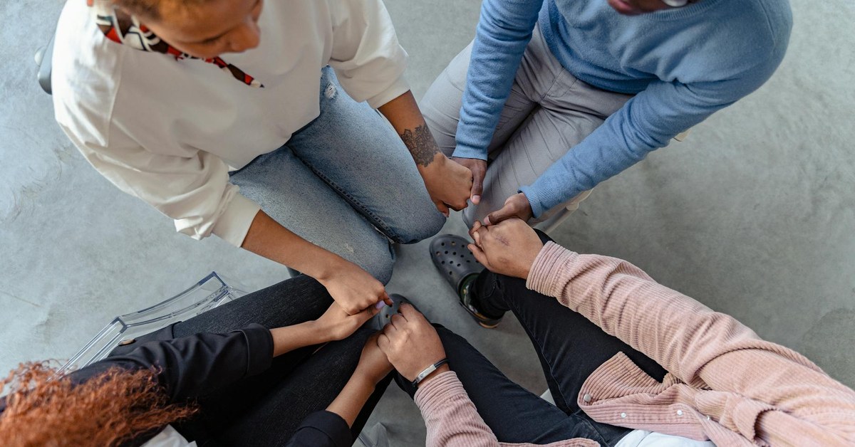 Parents' Guide — Cultivating Deepfake Critical Thinking Skills in Pre-Teens for a Safer Digital Future