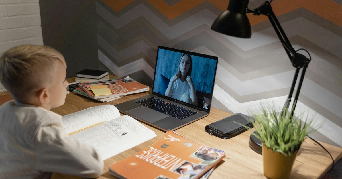 Beyond the Screen — How Parents Can Integrate Deepfake Critical Thinking into Everyday Digital Discussions with Kids