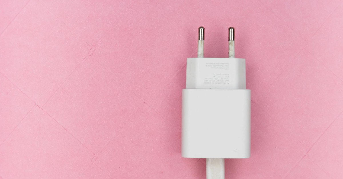 Preventing Electrical Burns and Shocks from Personal Device Chargers — A Child Safety Guide