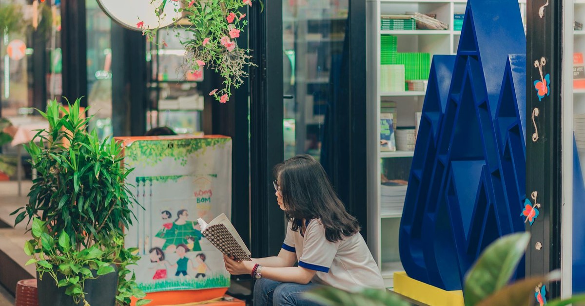 Proactive Parenting — Building Digital Resilience & Spotting Sophisticated Online Grooming Tactics