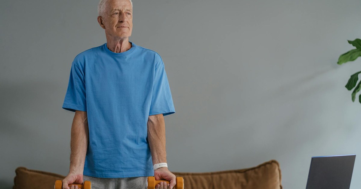 Safe Exercise for Older Adults โ How to Stay Active, Strong, and Injury-Free