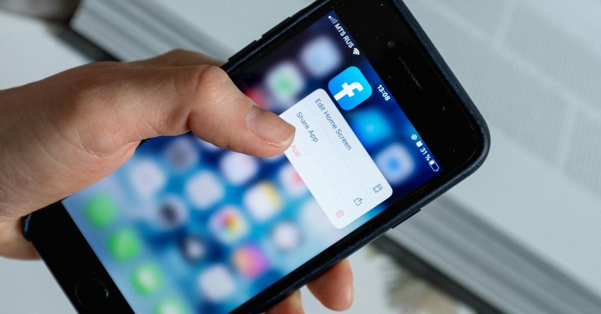 How Safe Messaging Apps Can Bridge the Gap to Responsible Social Media for Pre-Teens