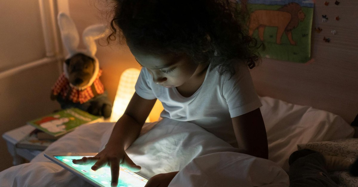 Screen Time Strategies for Children with Executive Functioning Challenges โ Building Focus & Self-Regulation