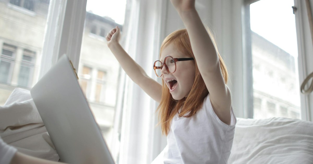 Beyond Likes โ Self-Esteem Building Activities to Conquer Comparison Culture Online