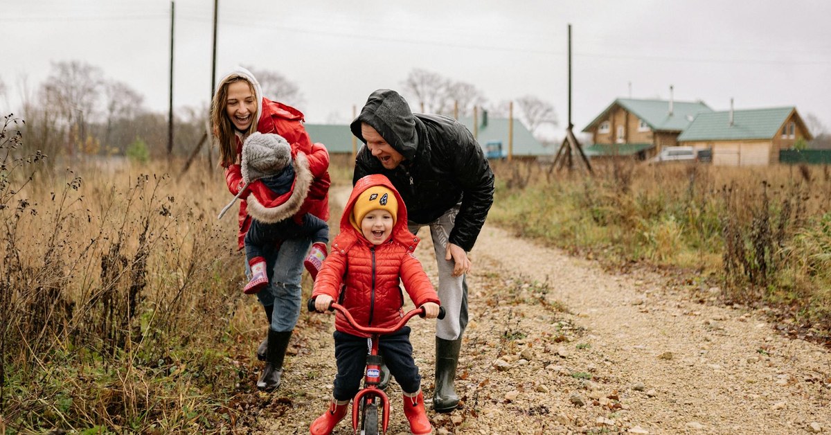 Severe Weather Safety for Young Children โ Preparing Families for Storms and Emergencies