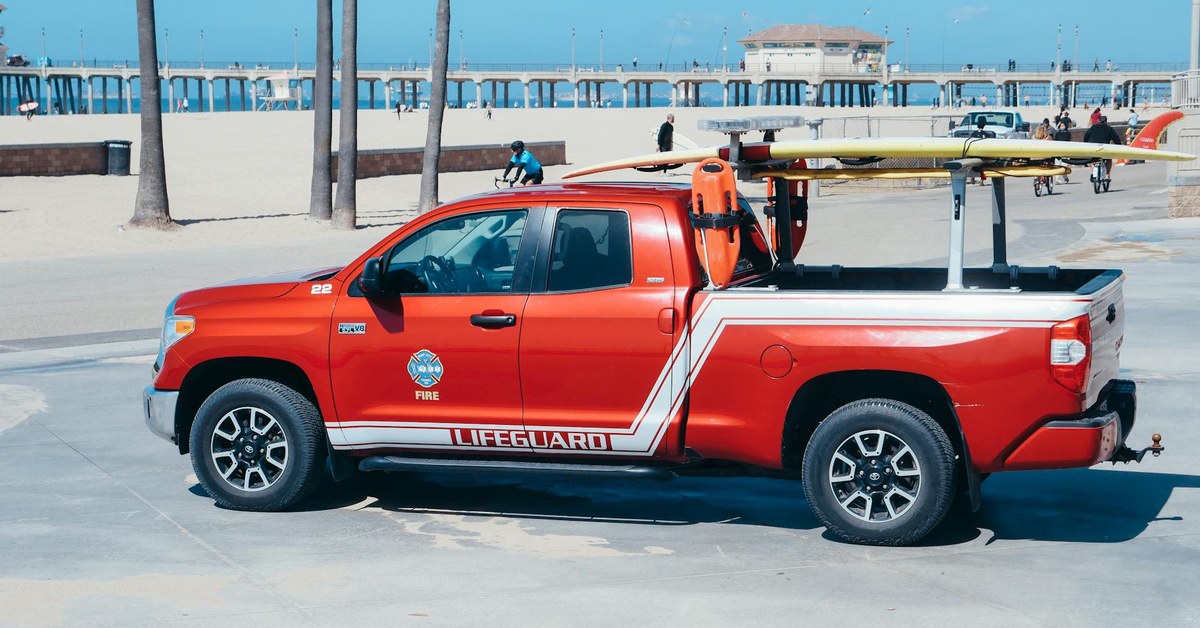 The Silent Threat โ How Subtle, Everyday Distractions Accumulate Risk for Experienced Drivers