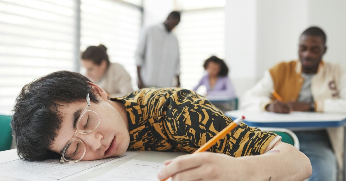 Sleep and Teenagers โ Why It Matters More Than You Think and How to Build Better Habits